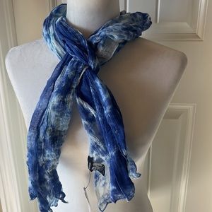 NWT Intro blue white tie dye rectangle scarf